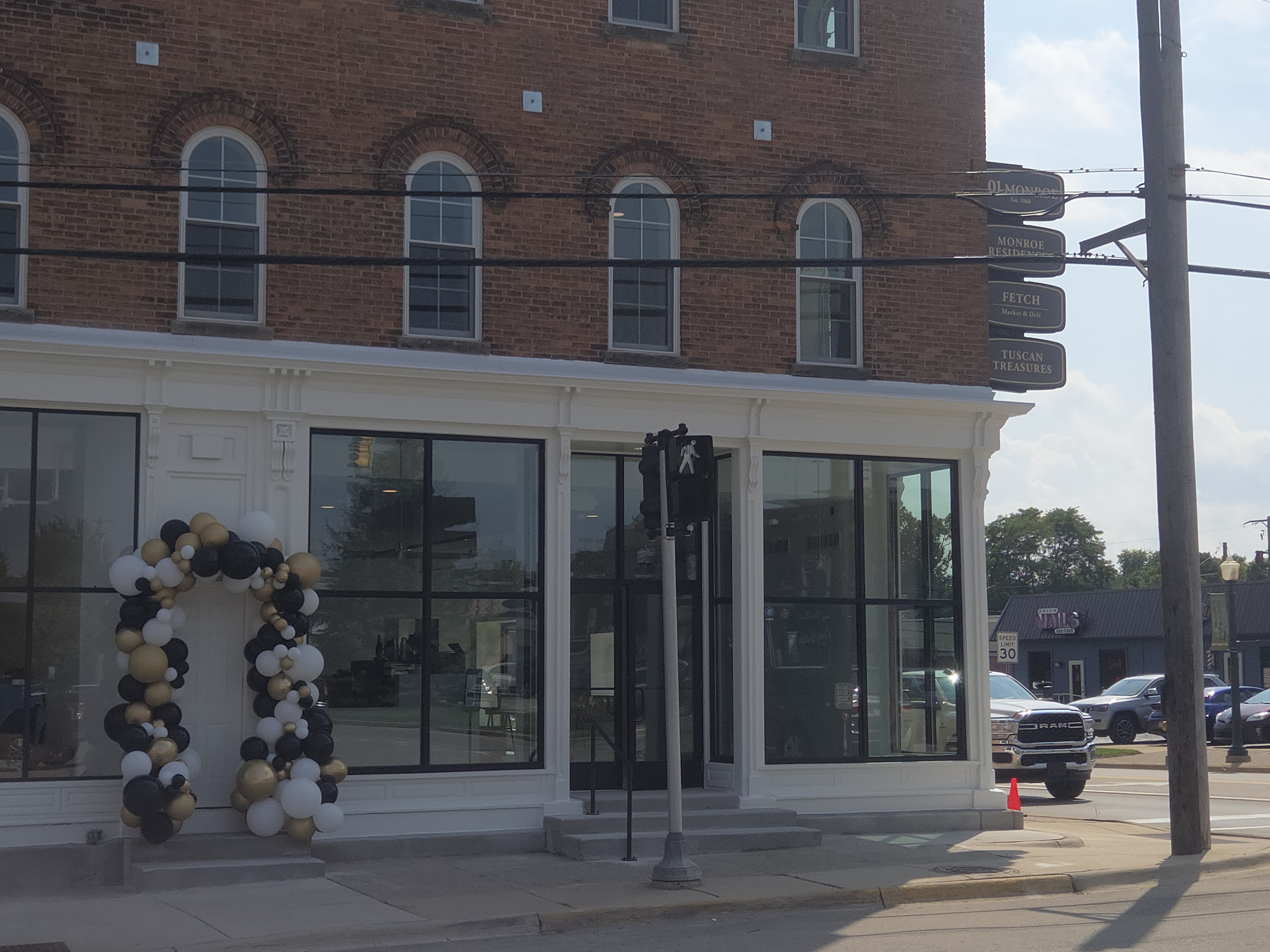 Fetch Market & Deli’s downtown Brooklyn storefront, with a balloon-framed entrance.